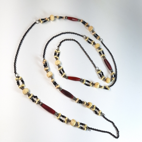 Hand Carved Bone Silver Metal Chain Infinity Necklace - Picture 8 of 9